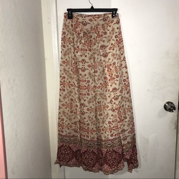 Floral pants - Picture 2 of 4